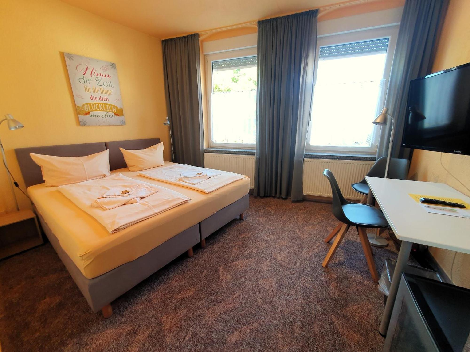 Hotel-Pension Gruene Linde Делич Экстерьер фото